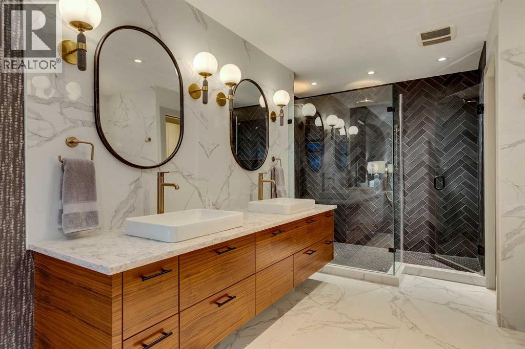 Single Family House for Sale in   Street NW Hillhurst Calgary 