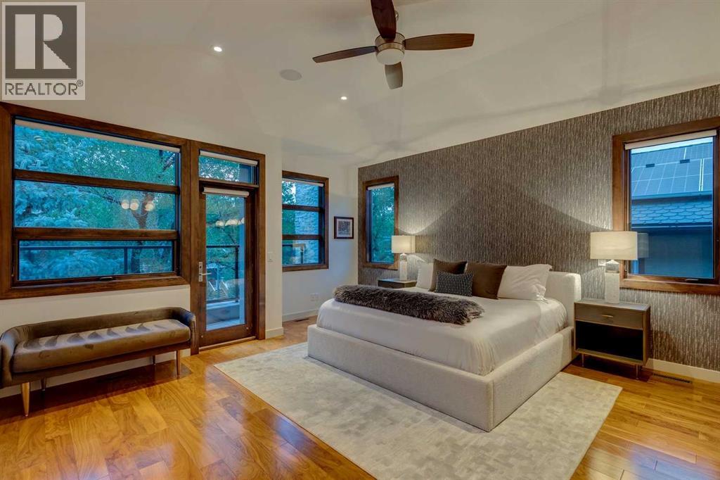 Single Family House for Sale in   Street NW Hillhurst Calgary 