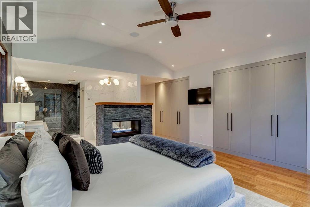 Single Family House for Sale in   Street NW Hillhurst Calgary 