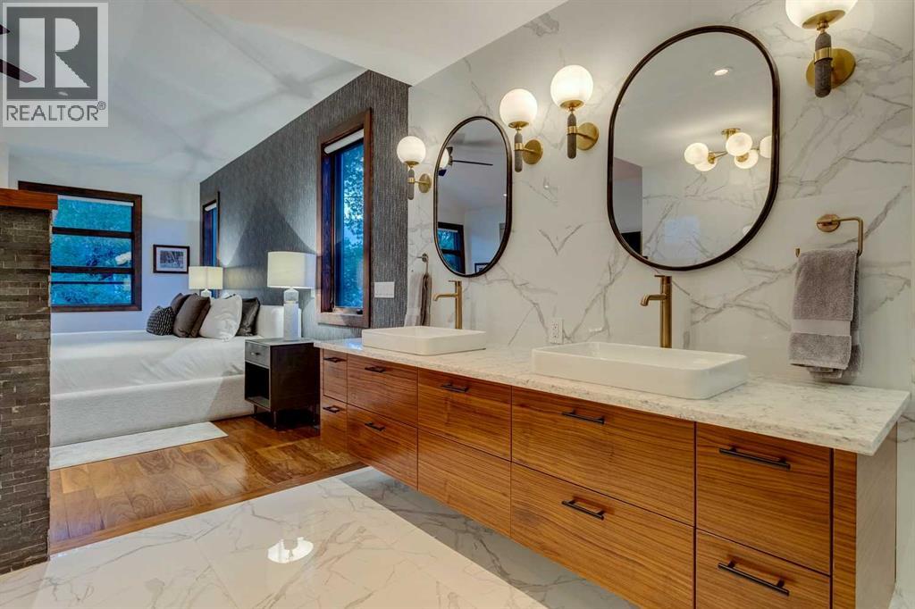 Single Family House for Sale in   Street NW Hillhurst Calgary 