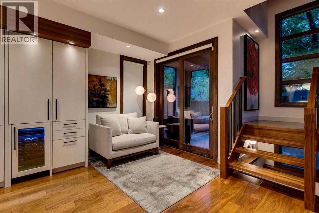Single Family House for Sale in   Street NW Hillhurst Calgary 