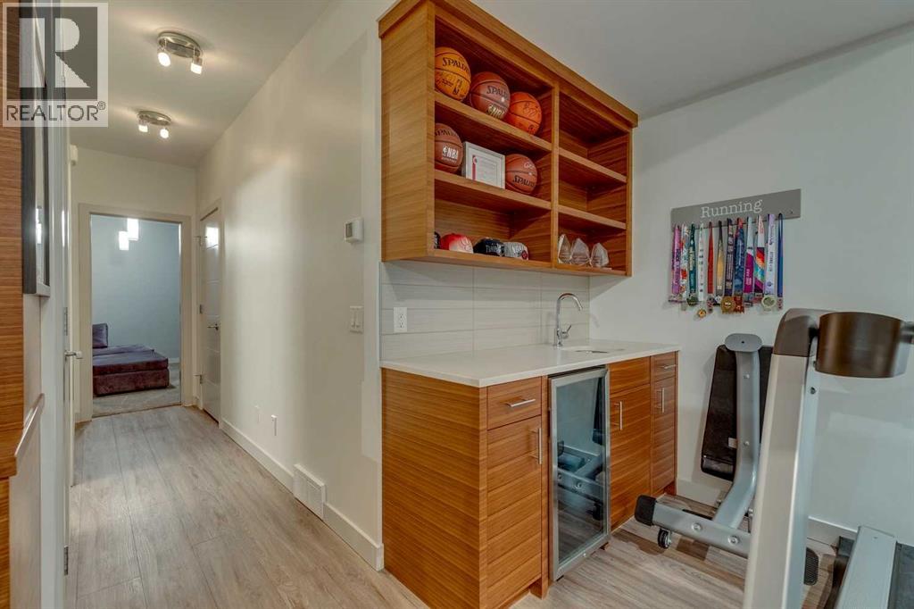 Single Family House for Sale in   Street NW Hillhurst Calgary 