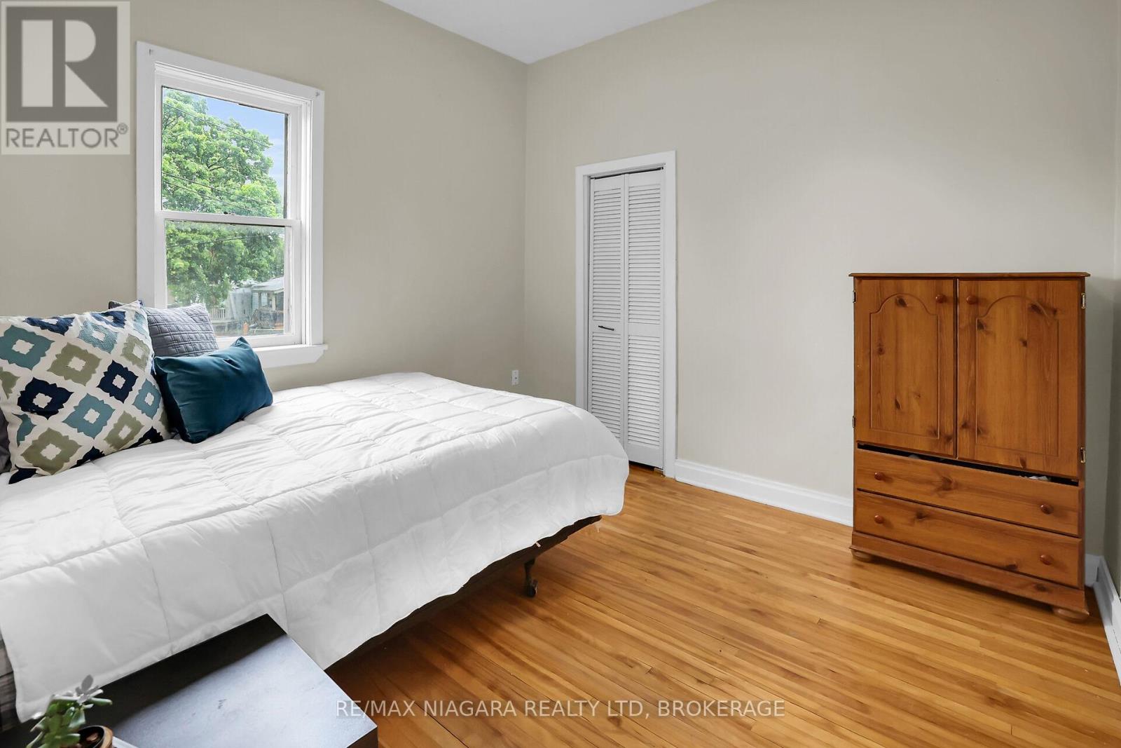 Photo 18 of 232 Merritt Street, St Catharines ON