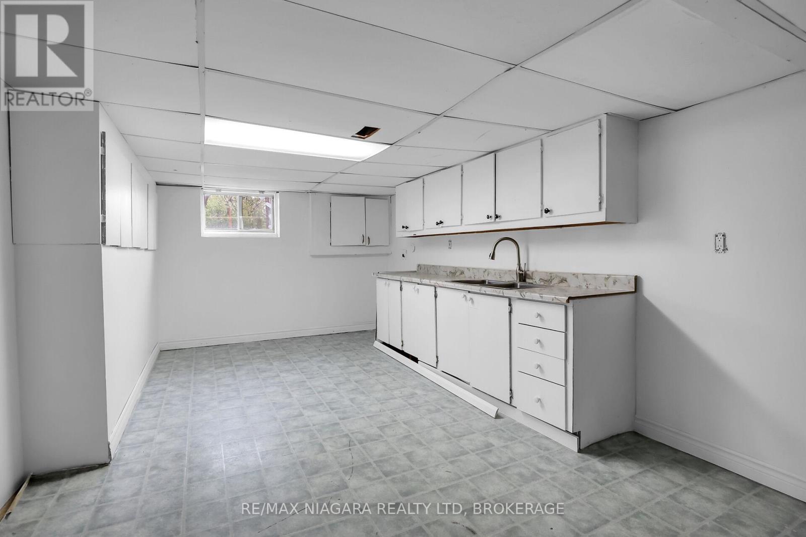 Photo 19 of 232 Merritt Street, St Catharines ON