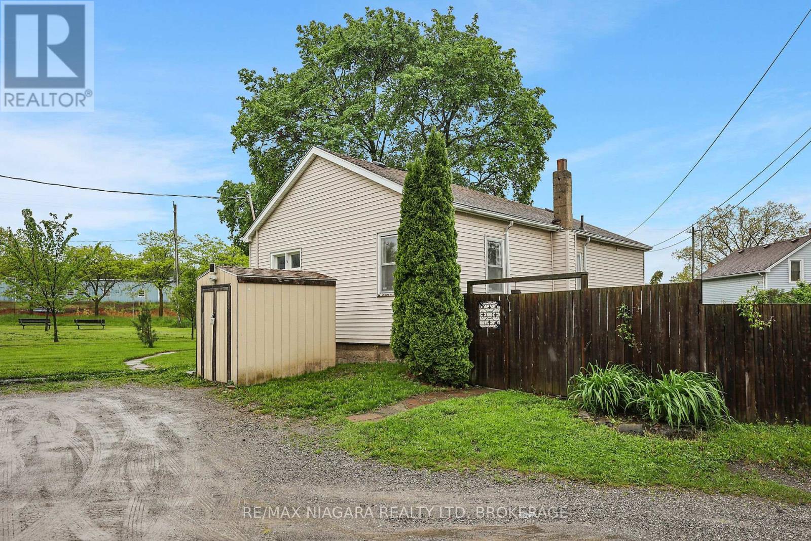 Photo 7 of 232 Merritt Street, St Catharines ON