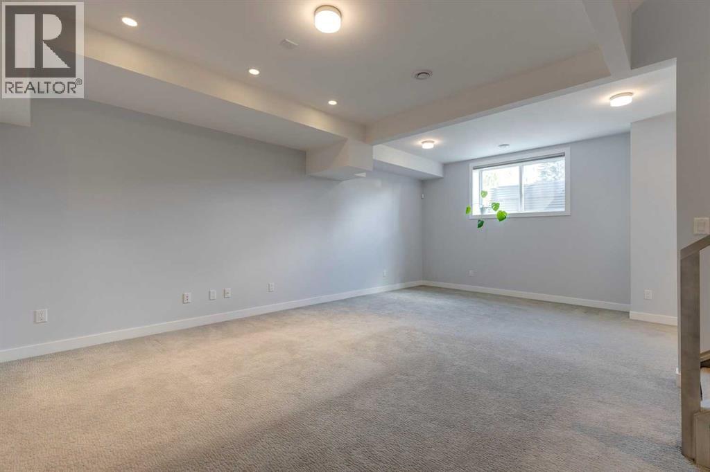 Single Family House for Sale in   Street NW Banff Trail Calgary 