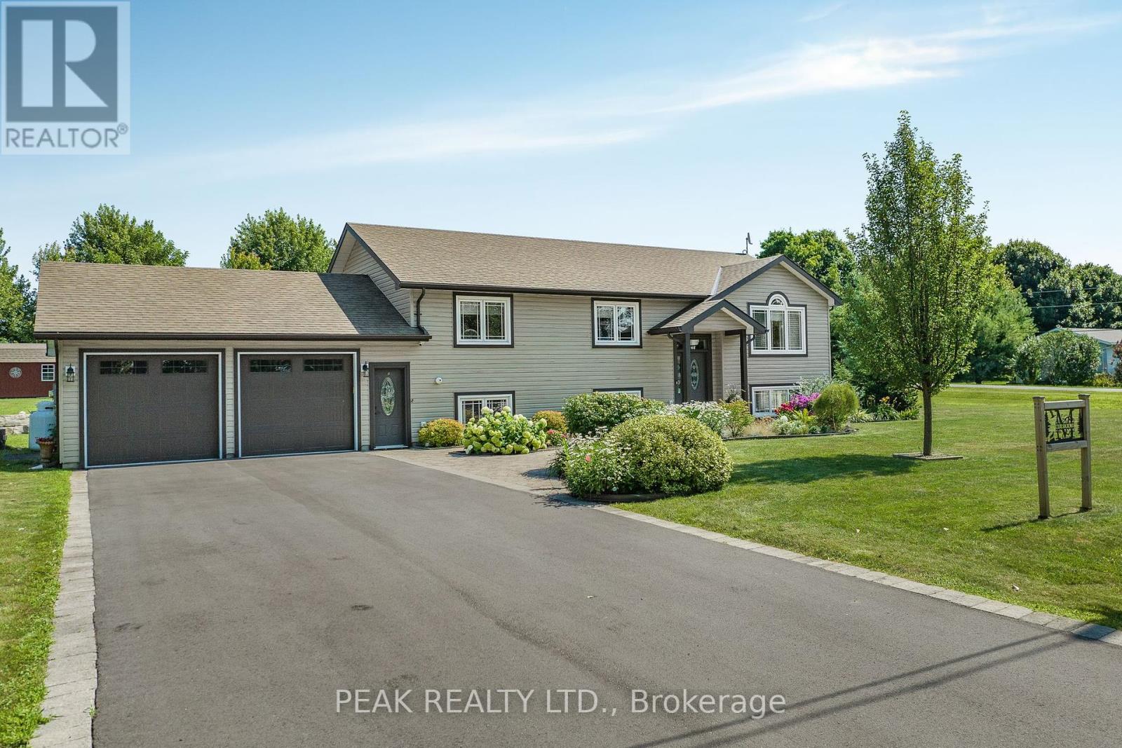 Photo 1 of 116 Prinyers Cove Crescent, Prince Edward County ON