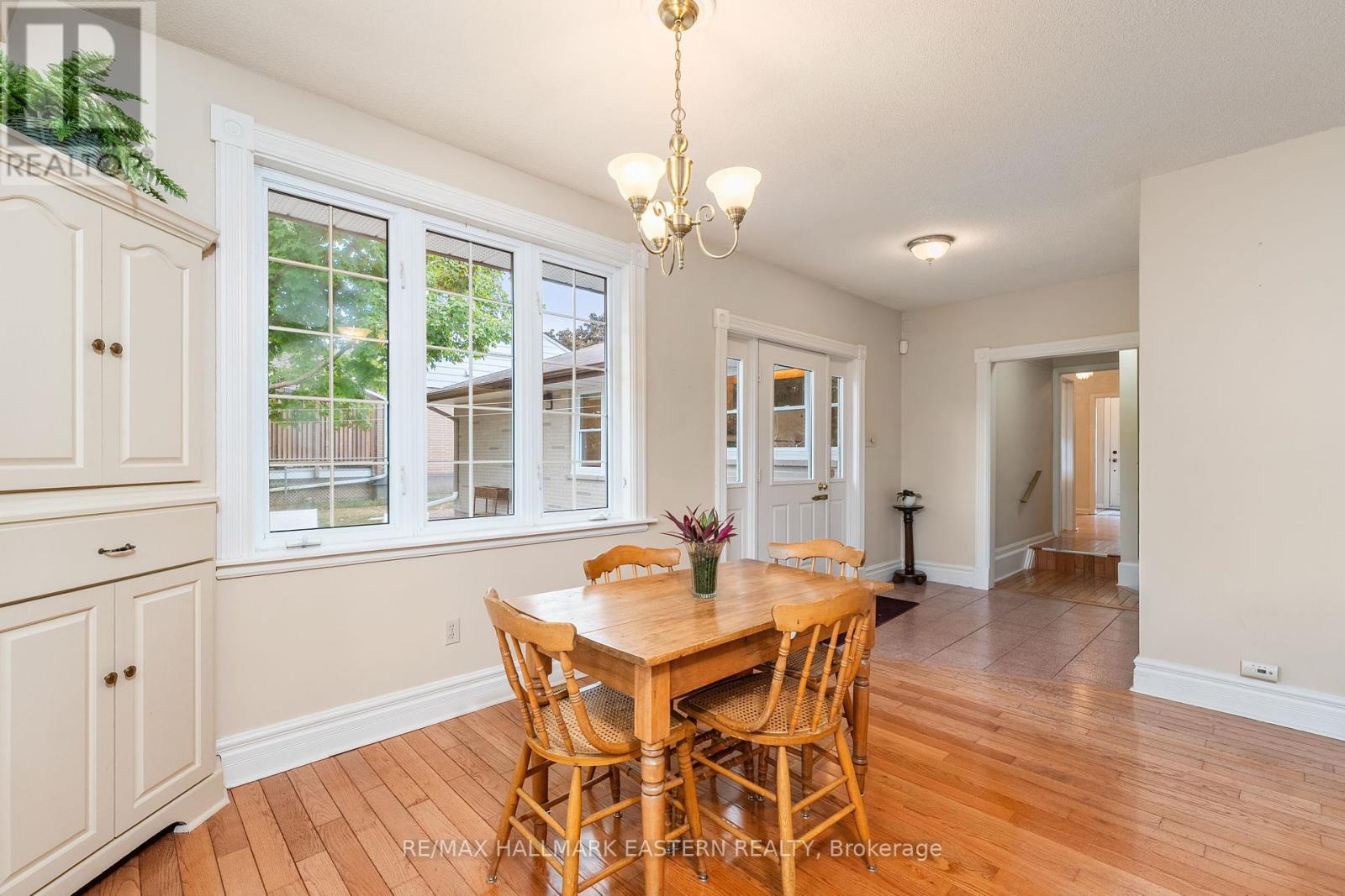 Photo 28 of 883 Kensington Drive, Peterborough ON