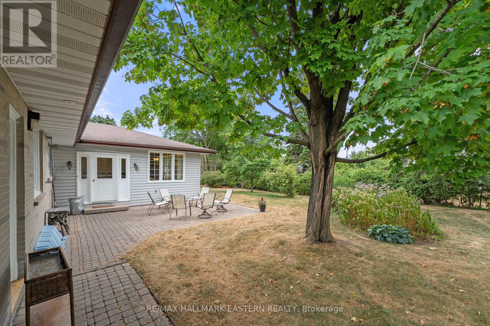 Photo 43 of 883 Kensington Drive, Peterborough ON