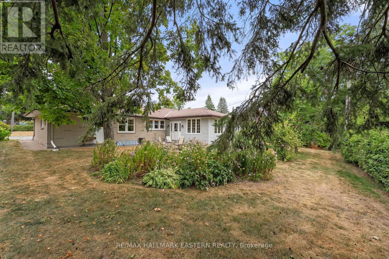 Photo 45 of 883 Kensington Drive, Peterborough ON