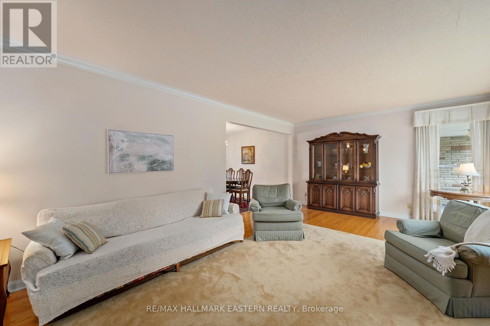 Photo 7 of 883 Kensington Drive, Peterborough ON