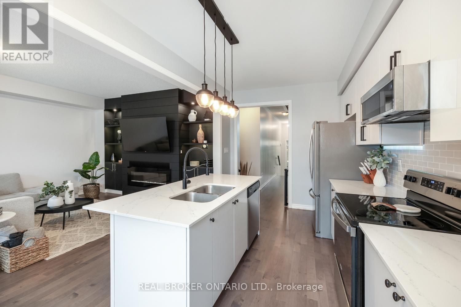 Photo 10 of 48 Highlands Boulevard, Cavan Monaghan ON