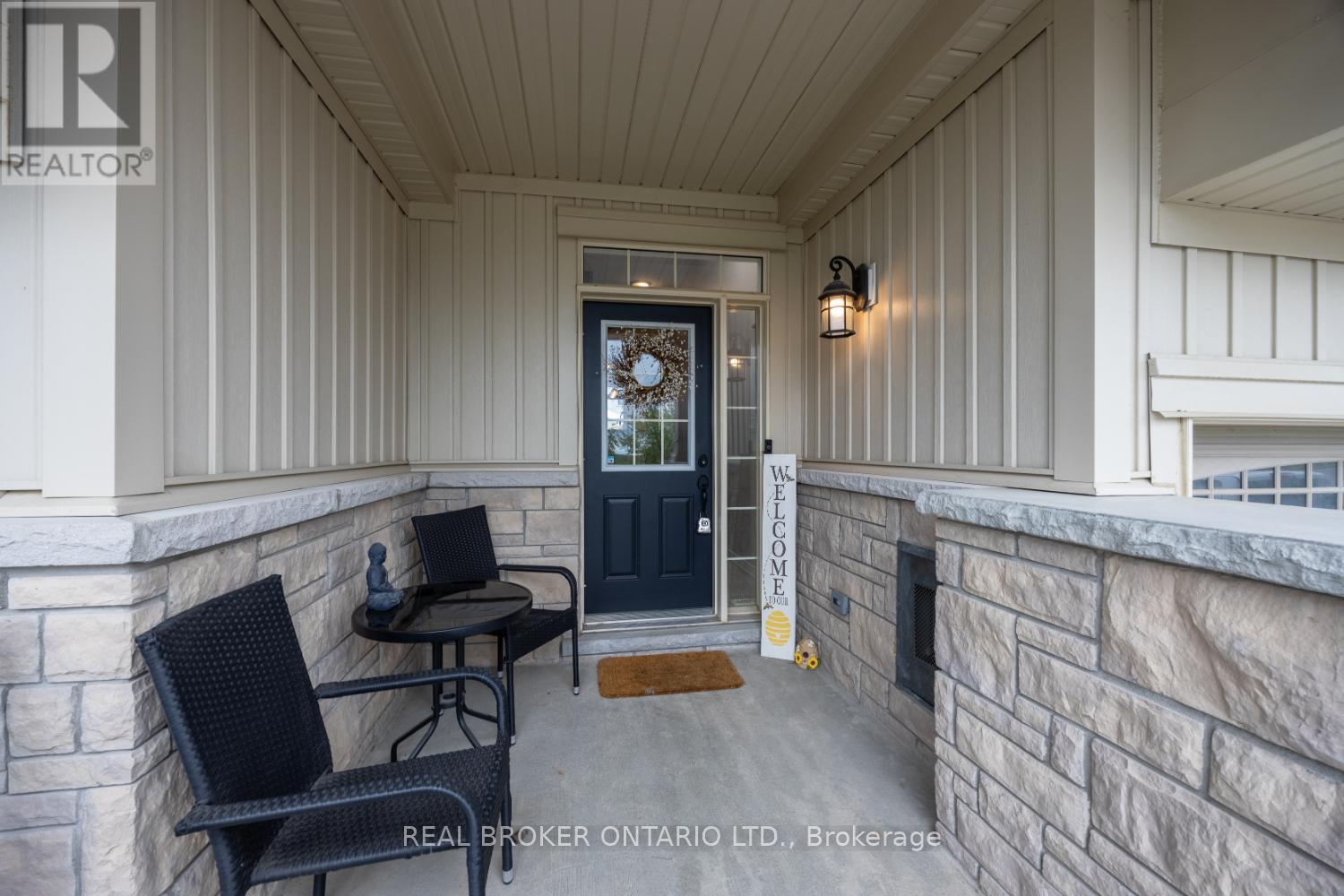 Photo 3 of 48 Highlands Boulevard, Cavan Monaghan ON