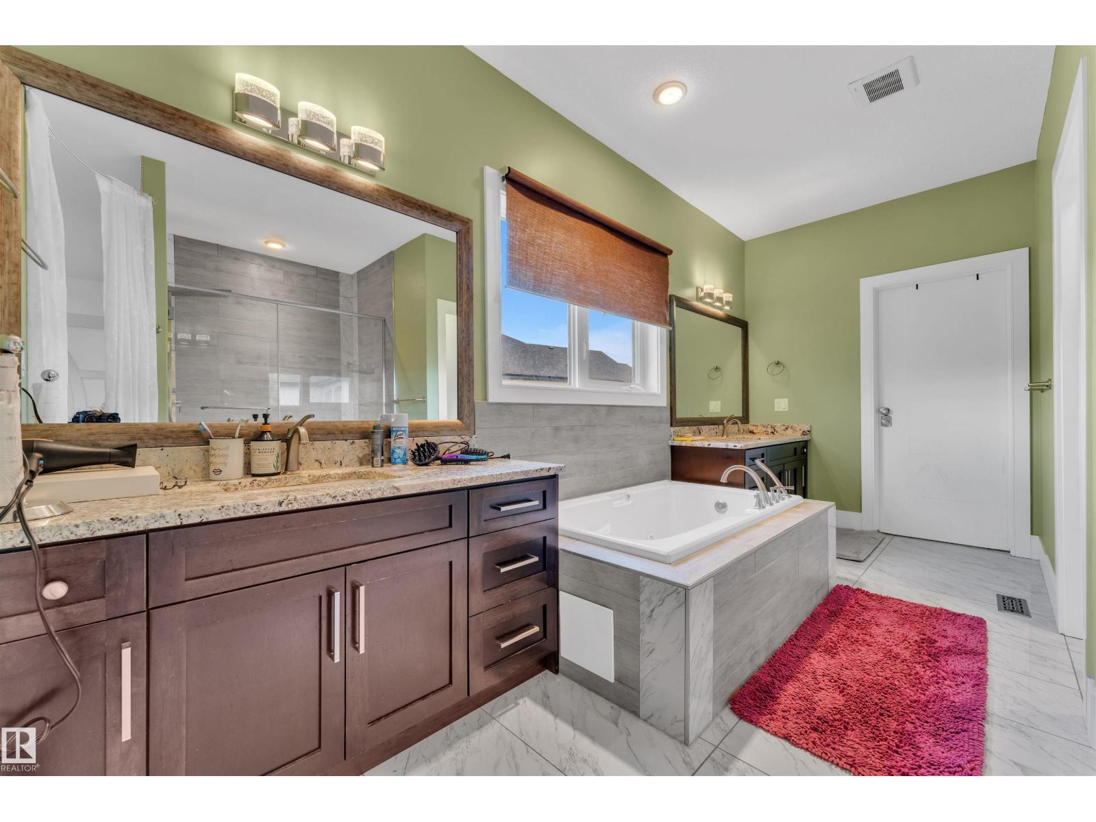 Photo 20 of 1273 Adamson Dr Sw, Edmonton AB