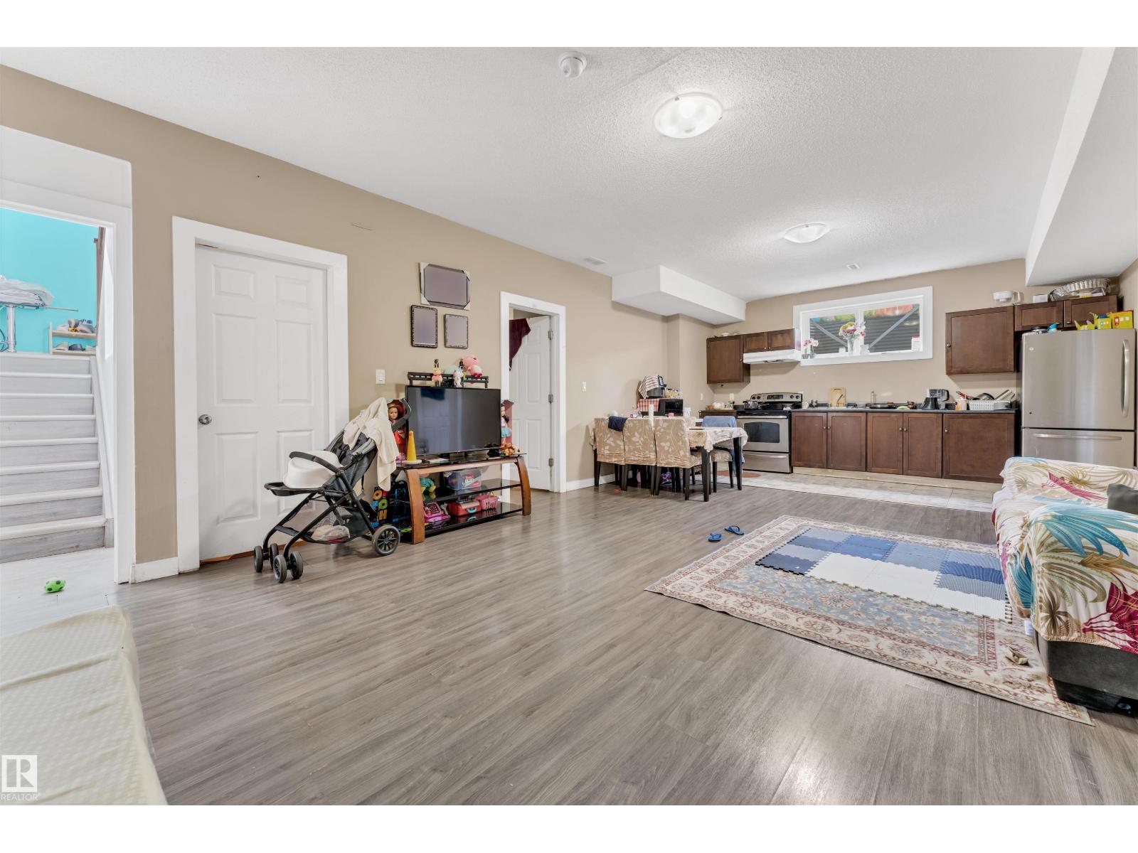 Photo 30 of 1273 Adamson Dr Sw, Edmonton AB