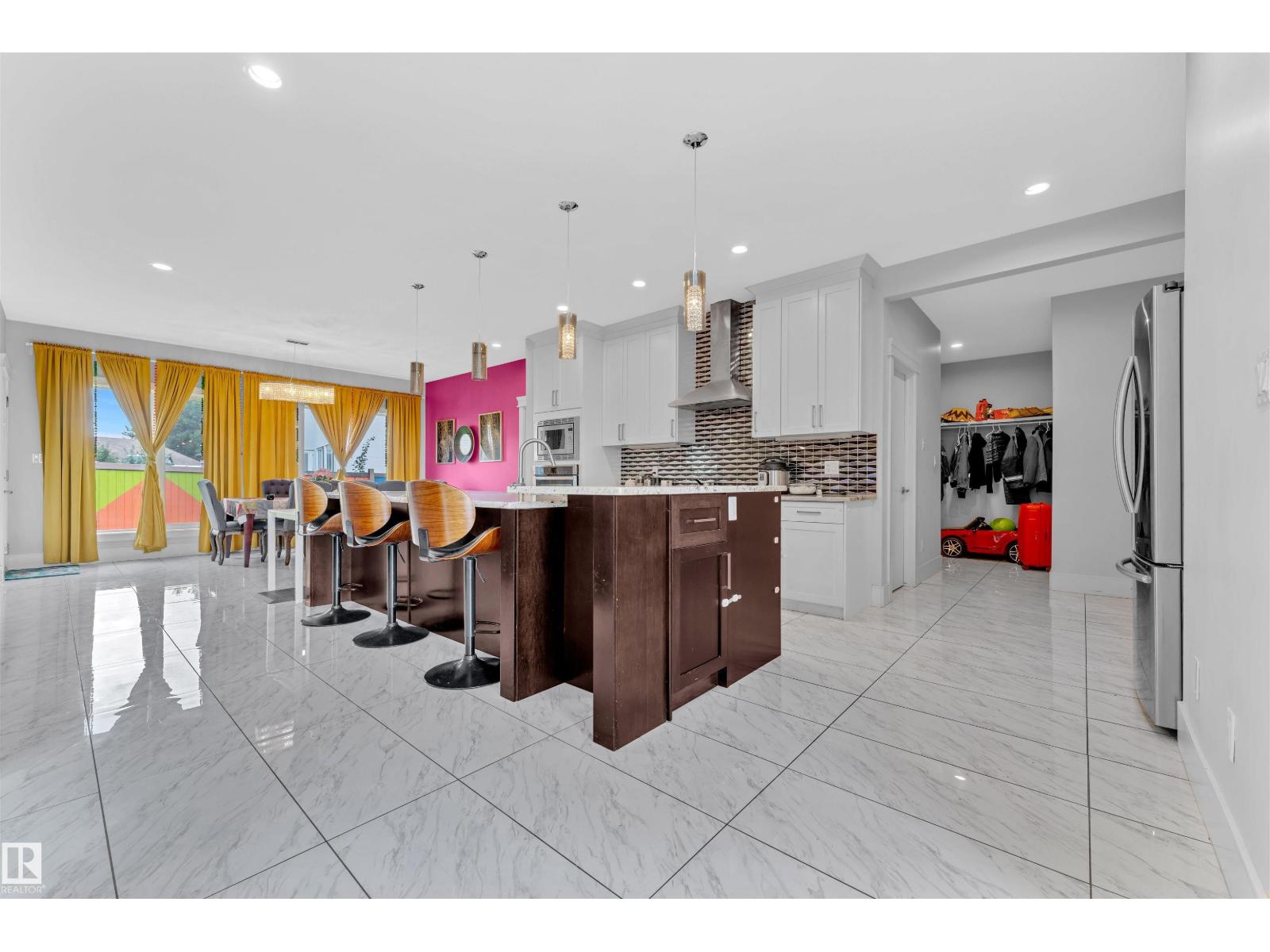 Photo 7 of 1273 Adamson Dr Sw, Edmonton AB