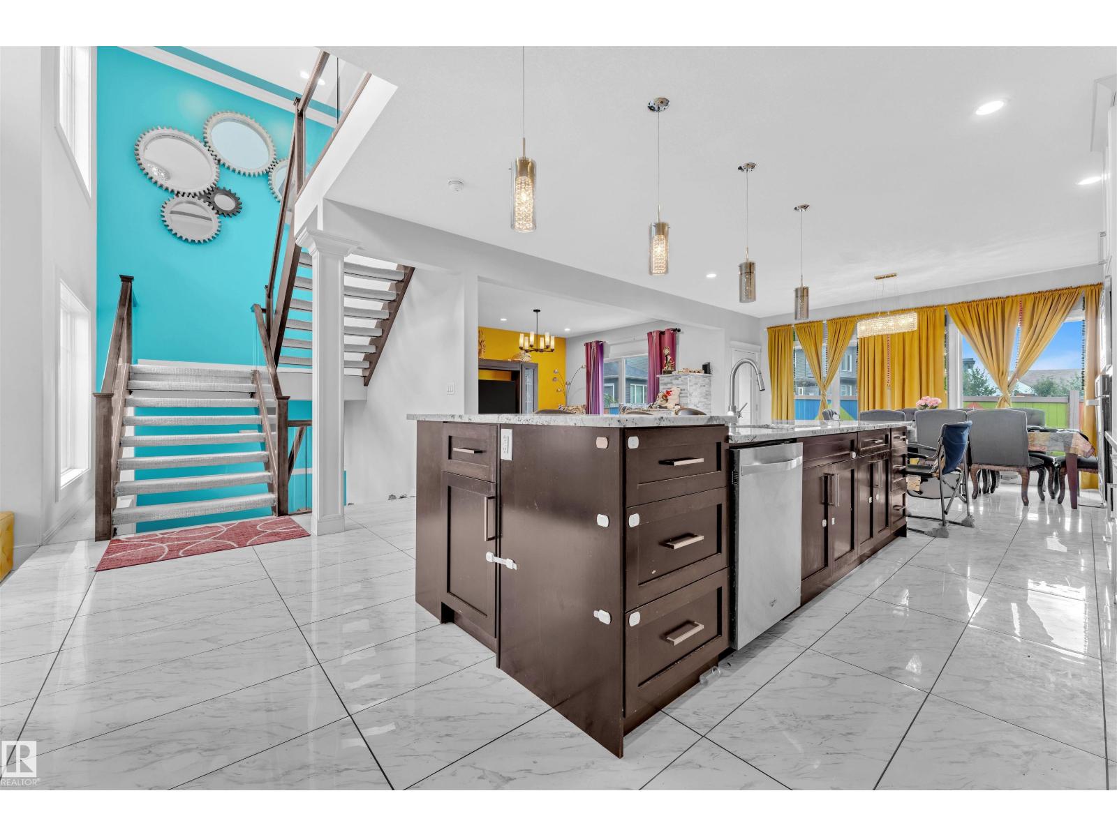 Photo 8 of 1273 Adamson Dr Sw, Edmonton AB