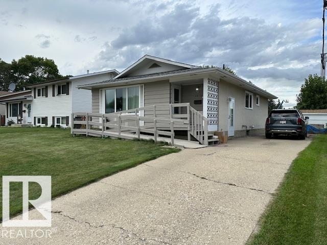 Photo 2 of 3512 114 Av Nw, Edmonton AB