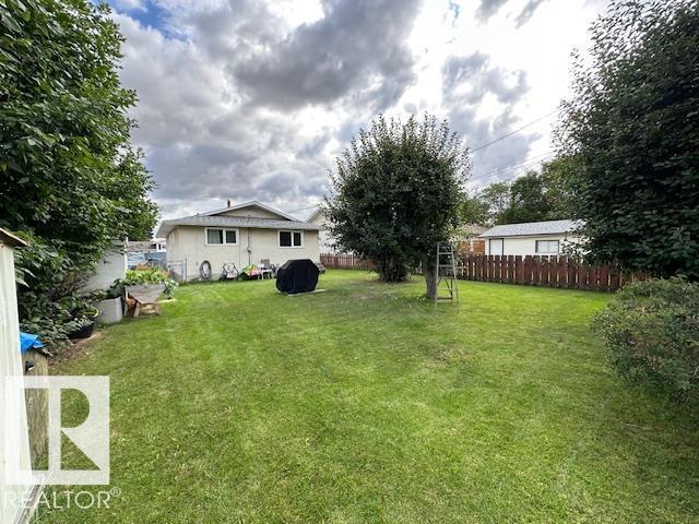 Photo 31 of 3512 114 Av Nw, Edmonton AB