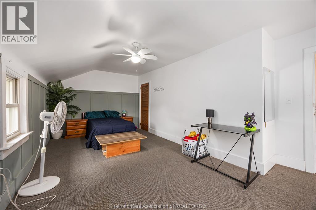Photo 13 of 1130 Elizabeth Street, Wallaceburg ON