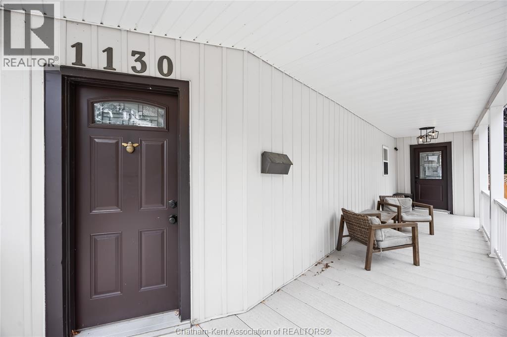 Photo 2 of 1130 Elizabeth Street, Wallaceburg ON