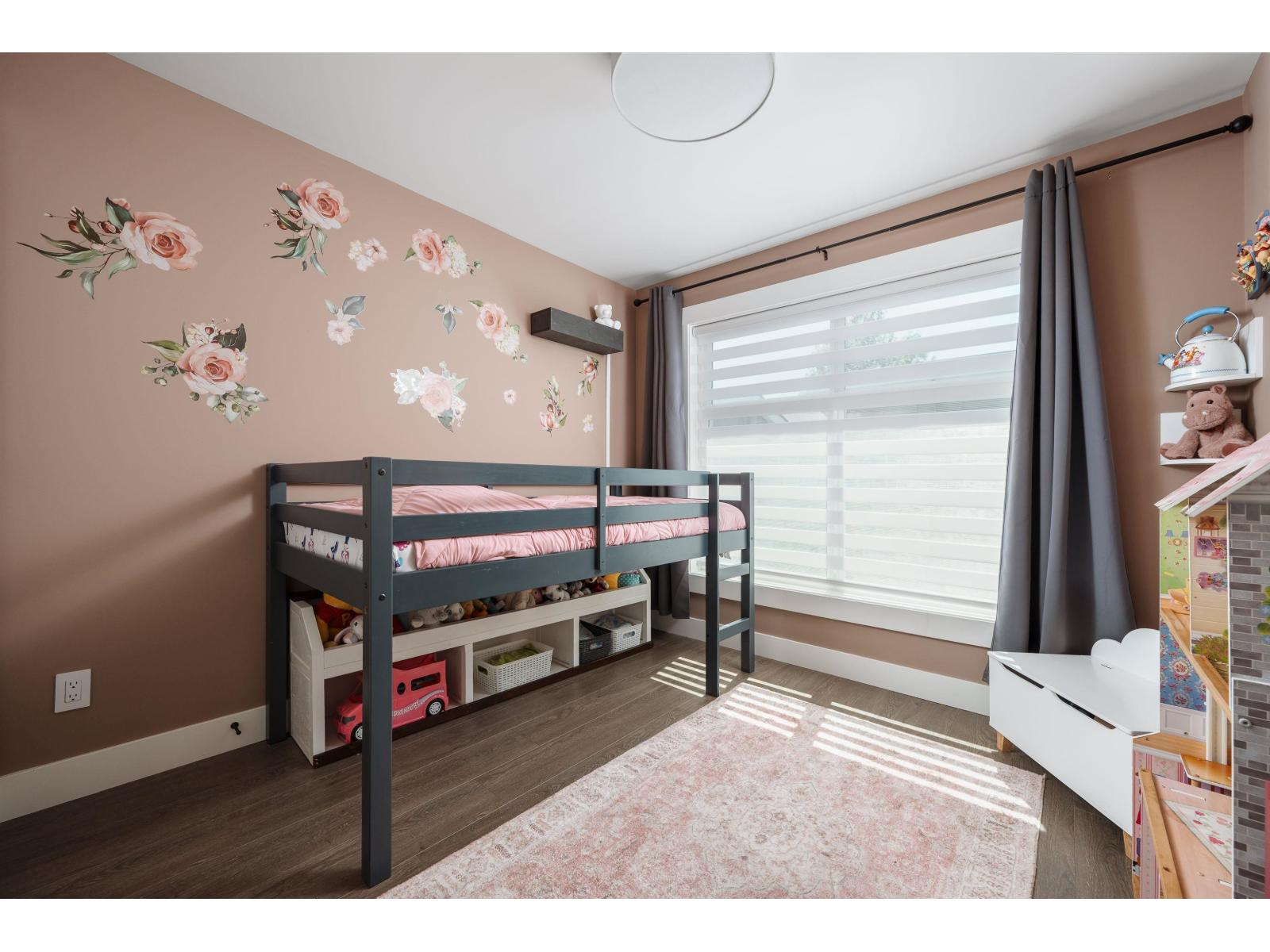 Photo 25 of 9 22334 48 Avenue, Langley BC