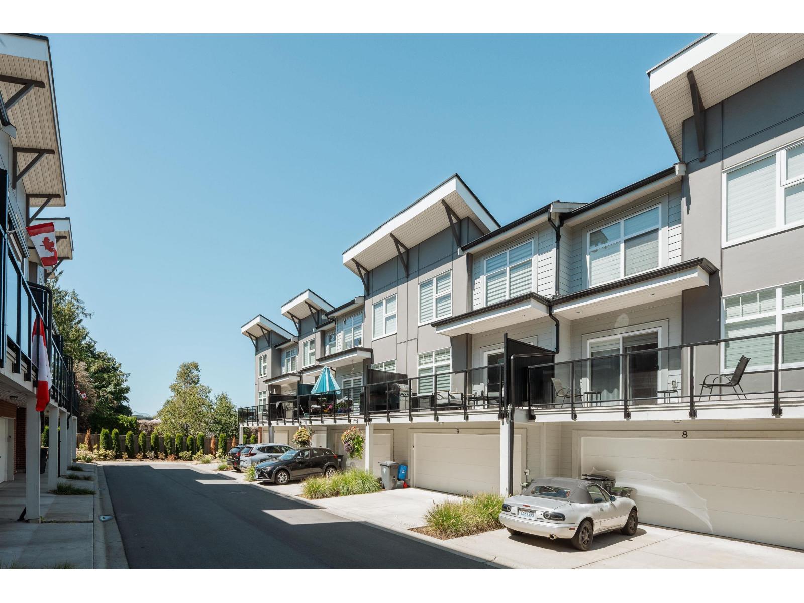 Photo 37 of 9 22334 48 Avenue, Langley BC