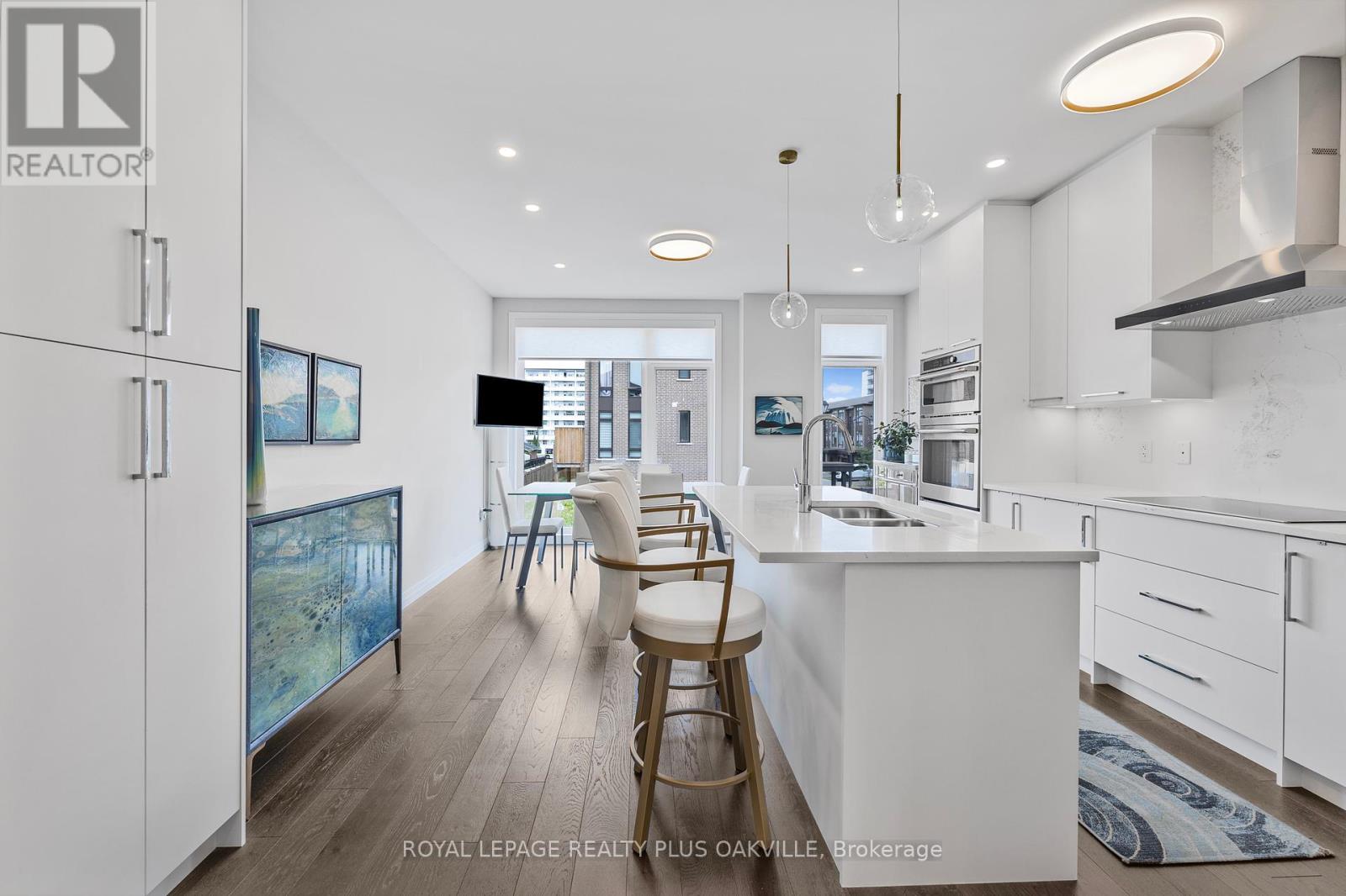 Photo 10 of 18 270 Melvin Avenue, Hamilton ON