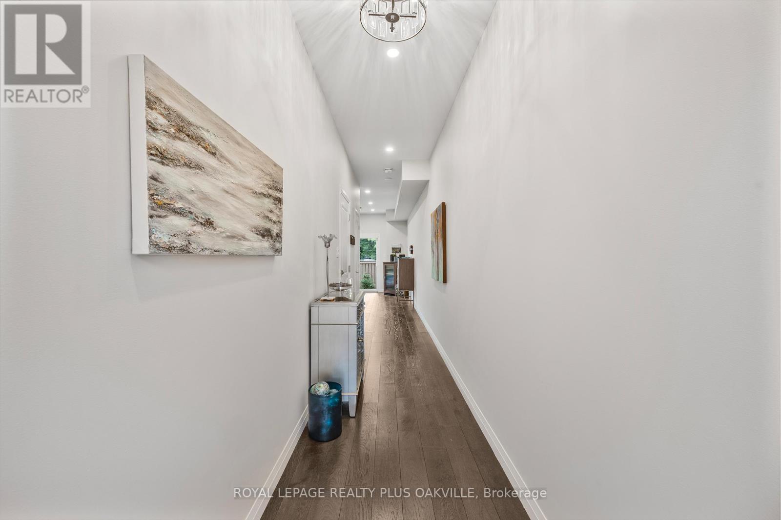 Photo 6 of 18 270 Melvin Avenue, Hamilton ON