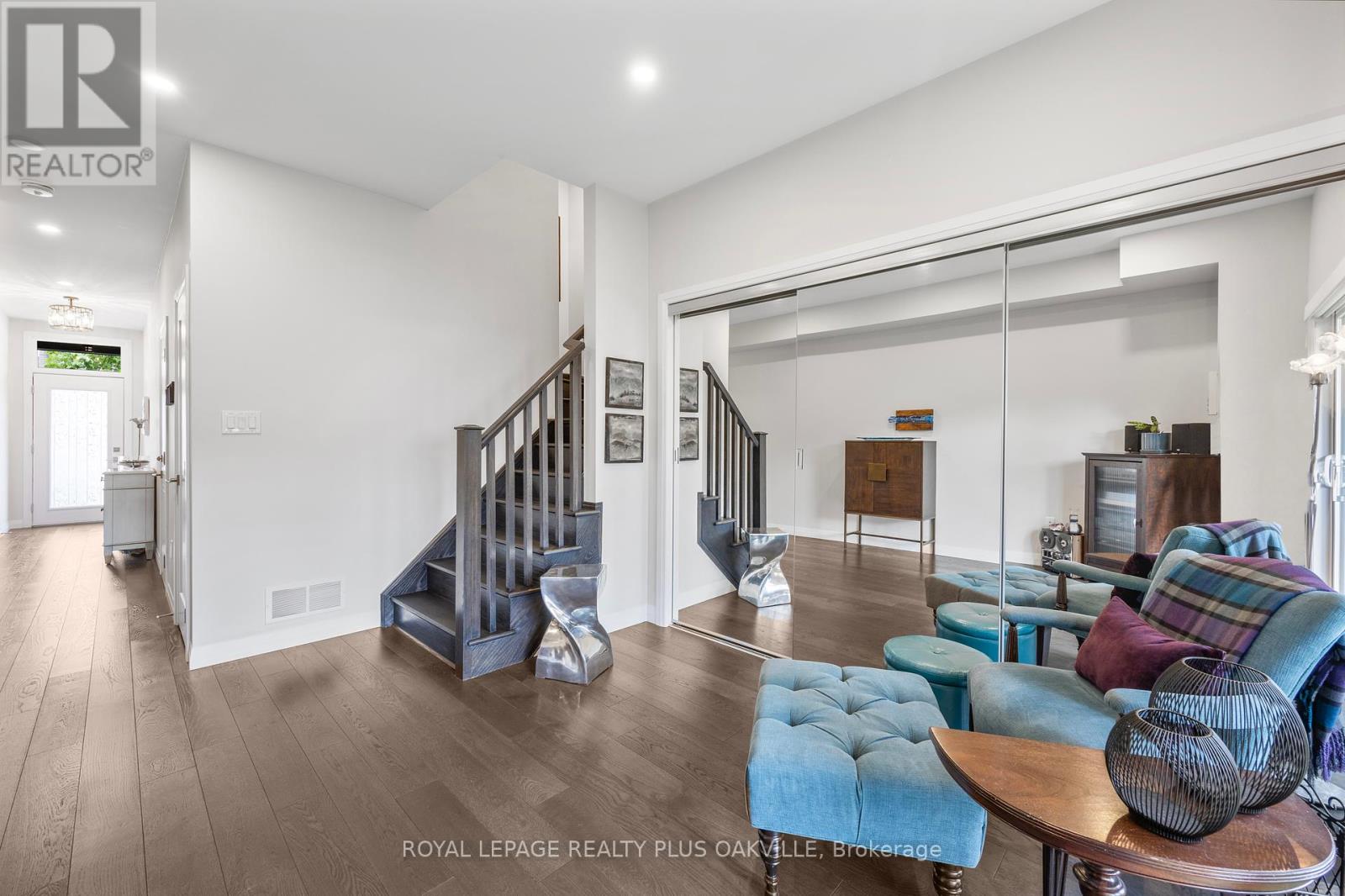 Photo 9 of 18 270 Melvin Avenue, Hamilton ON