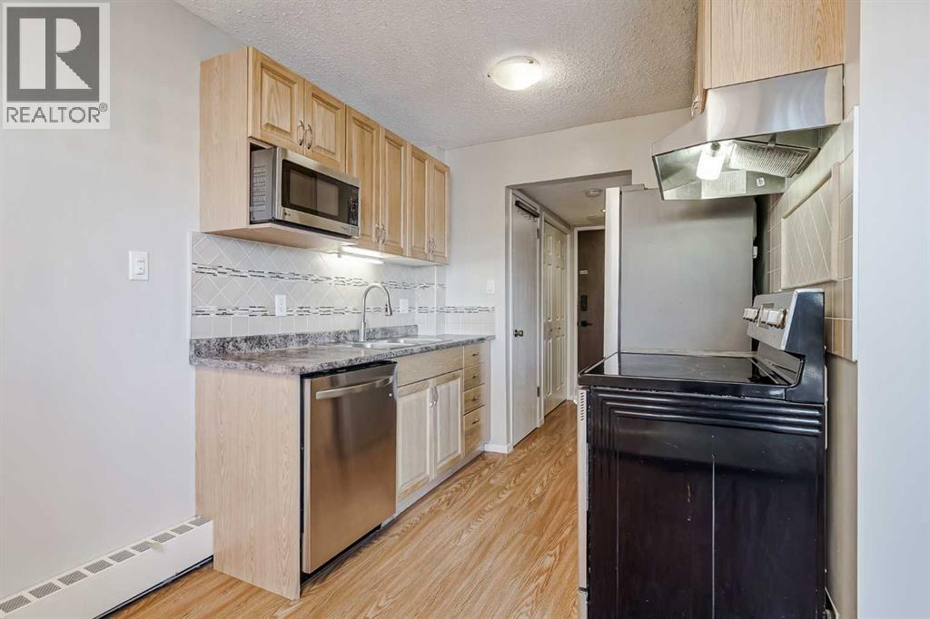 Photo 13 of 72 3519 49 Street Nw, Calgary AB