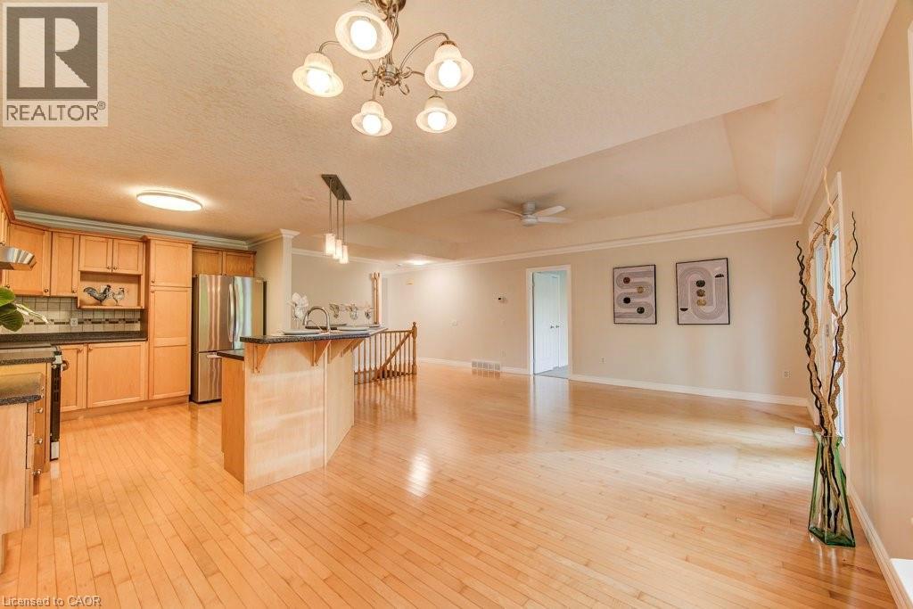 Photo 21 of 670 Salzburg Drive, Waterloo ON
