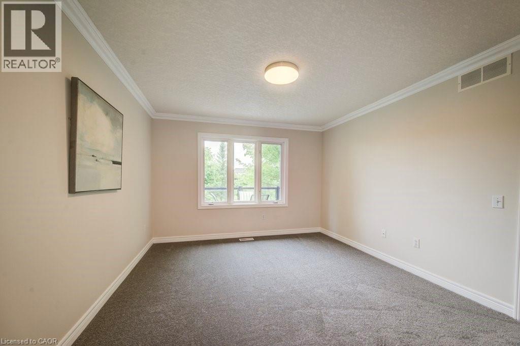 Photo 23 of 670 Salzburg Drive, Waterloo ON