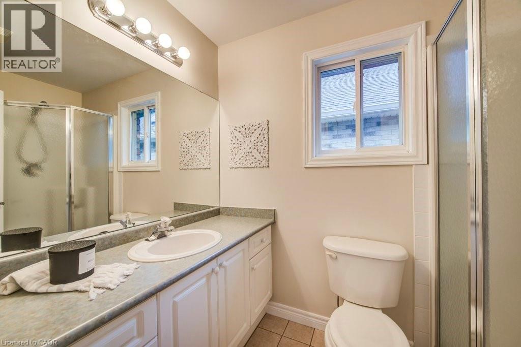 Photo 9 of 670 Salzburg Drive, Waterloo ON