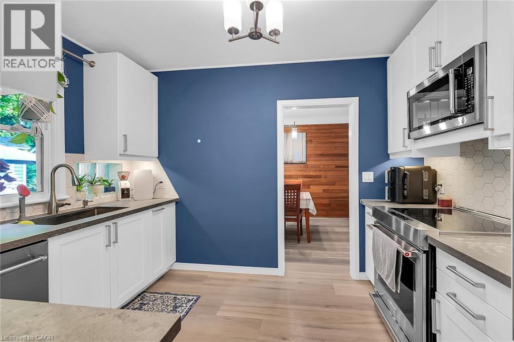 Photo 21 of 304 Glenholme Avenue, Hamilton ON