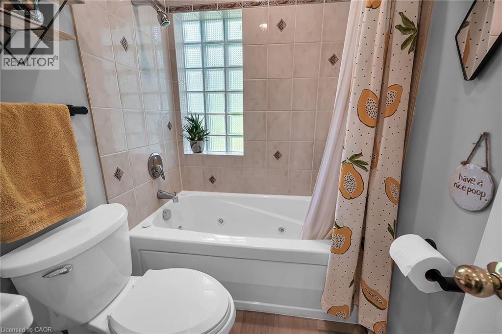 Photo 29 of 304 Glenholme Avenue, Hamilton ON