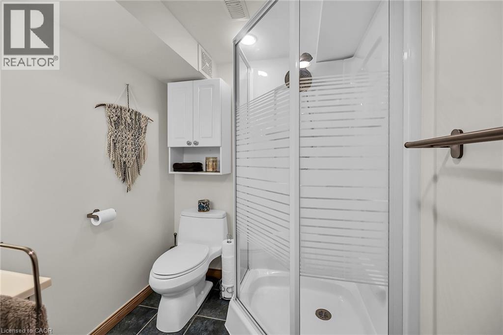 Photo 39 of 304 Glenholme Avenue, Hamilton ON