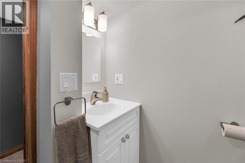 Photo 40 of 304 Glenholme Avenue, Hamilton ON