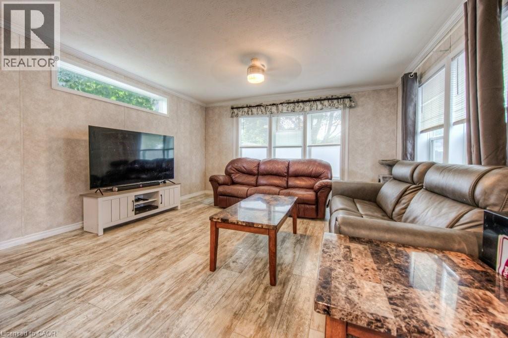 Photo 11 of 99 Fourth Concession Road Unit 517, Burford ON