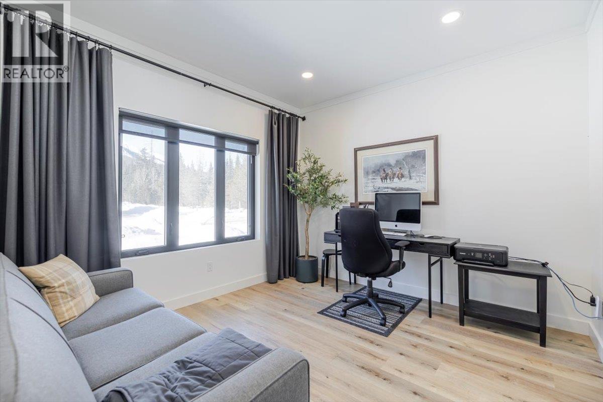 Photo 22 of 4600 Alpine Way, Fernie BC