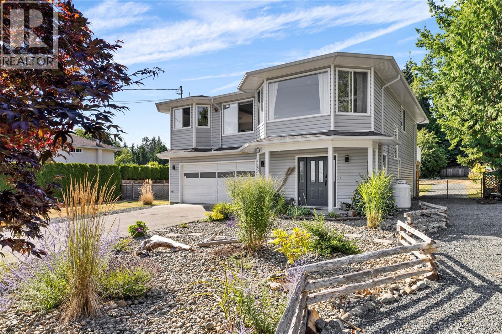Photo 3 of 1184 Centre Rd, Qualicum Beach BC