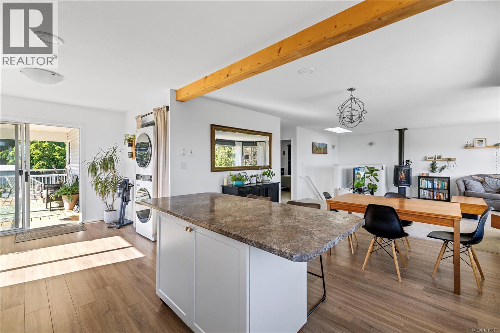 Photo 27 of 1184 Centre Rd, Qualicum Beach BC