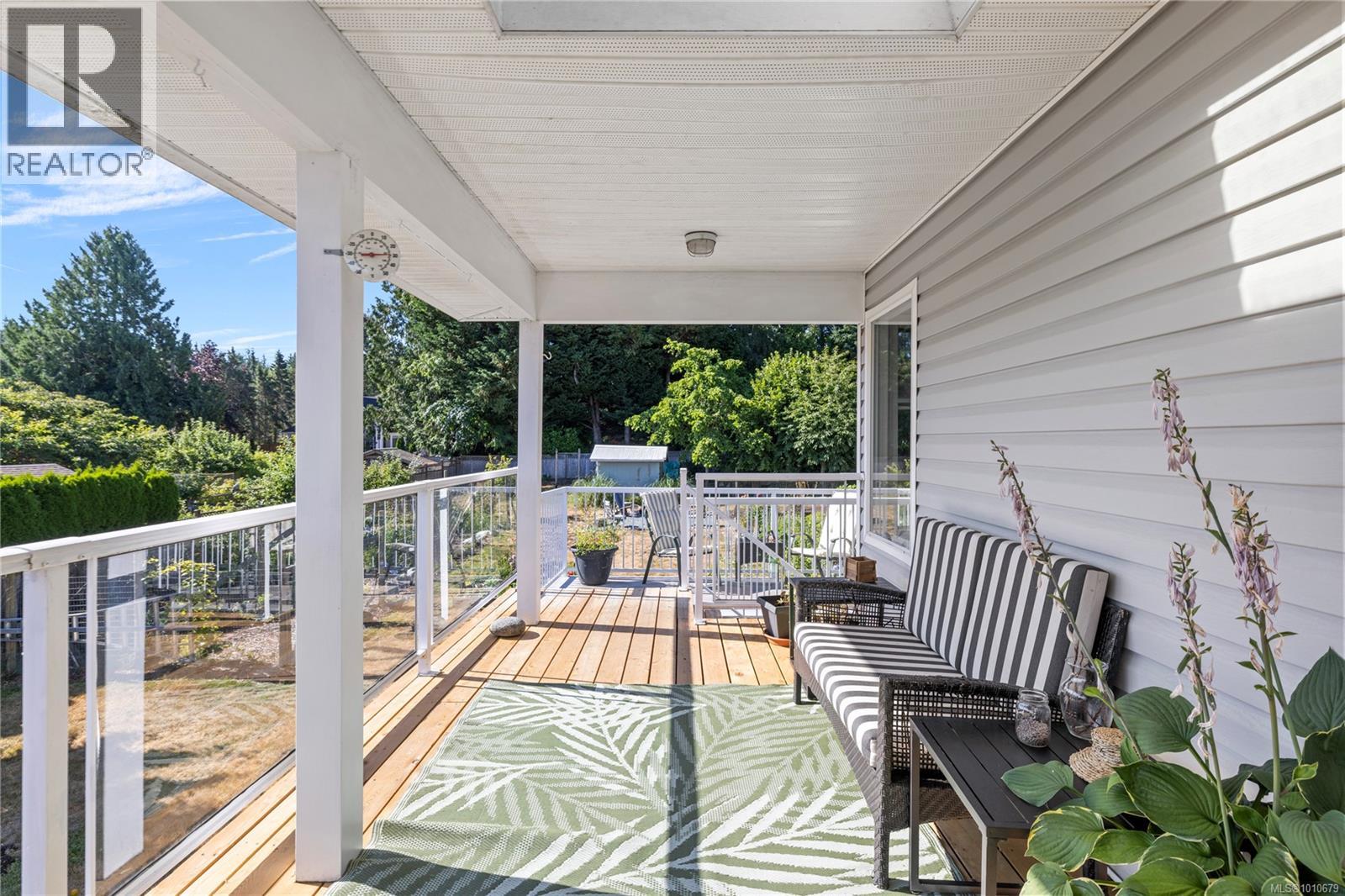Photo 29 of 1184 Centre Rd, Qualicum Beach BC