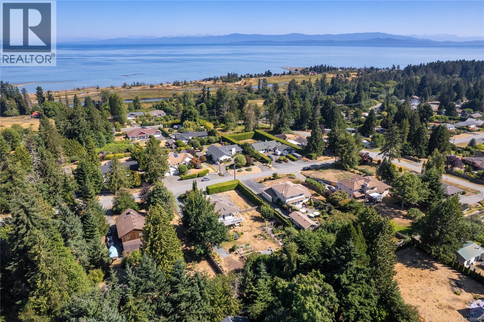 Photo 64 of 1184 Centre Rd, Qualicum Beach BC