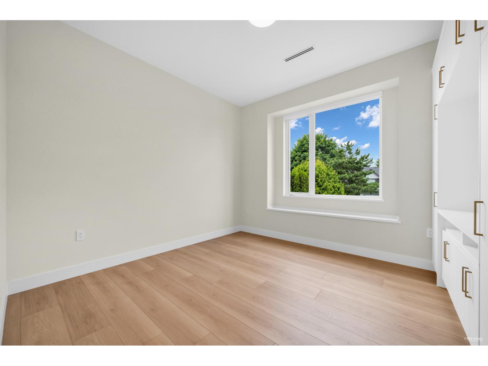 Photo 24 of 18668 56 A Avenue, Surrey BC
