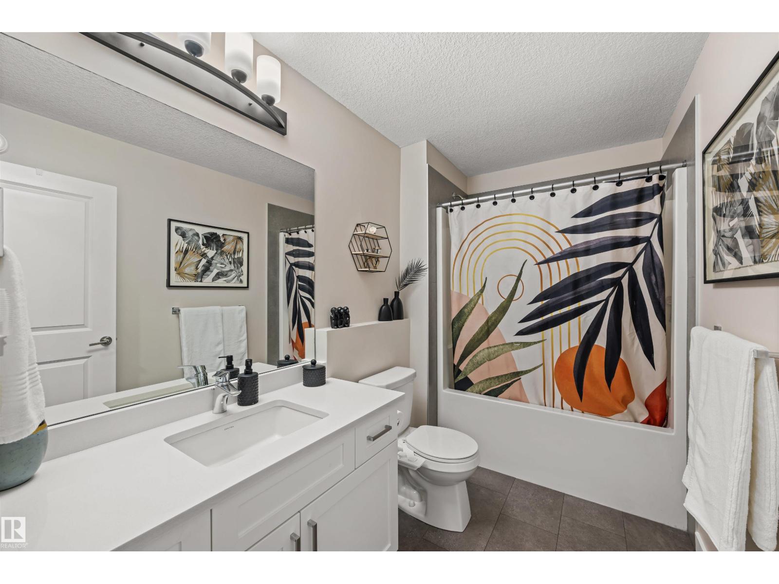 Photo 1 of 704 Conroy Co Sw, Edmonton AB