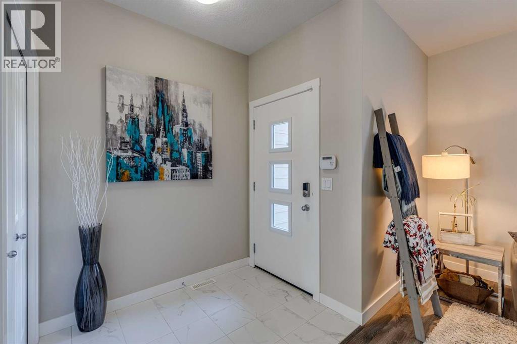 Photo 2 of 385 Midtown Gate Sw, Airdrie AB