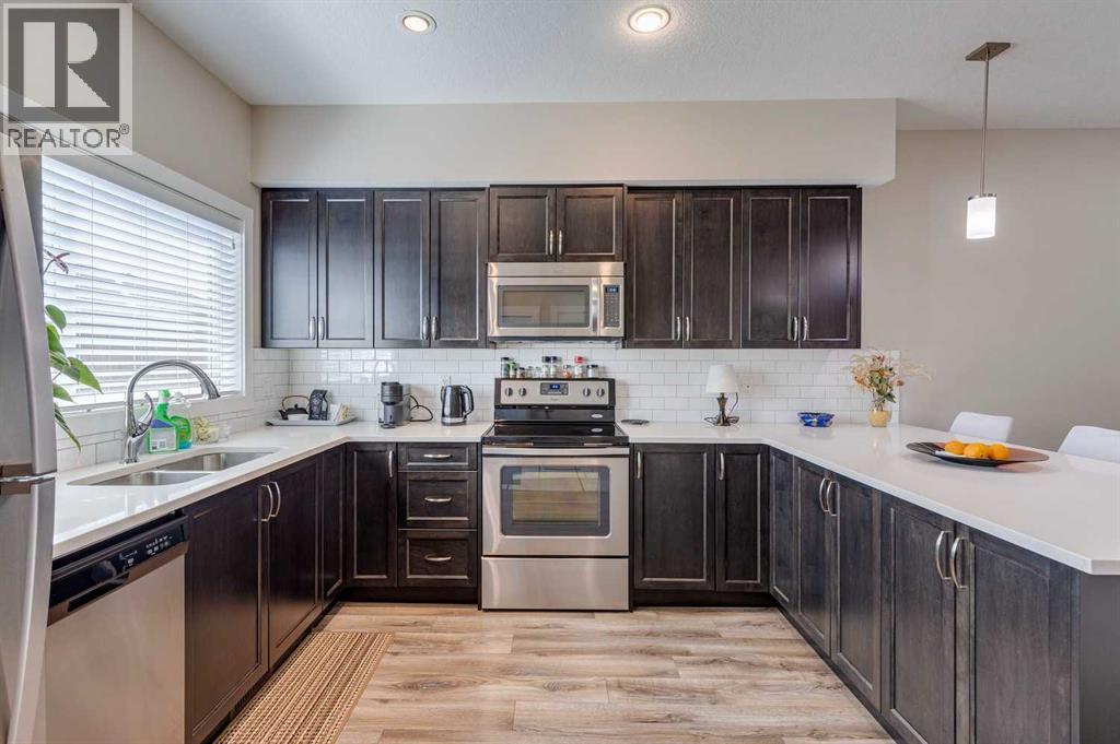 Photo 8 of 385 Midtown Gate Sw, Airdrie AB