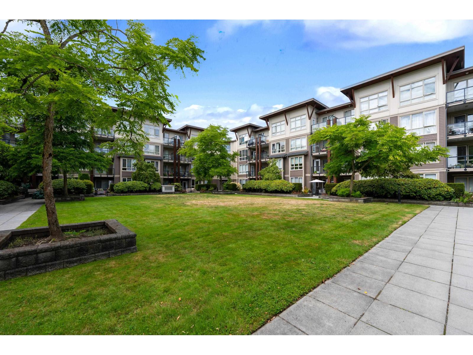 Photo 30 of 122 15918 26 Avenue, Surrey BC