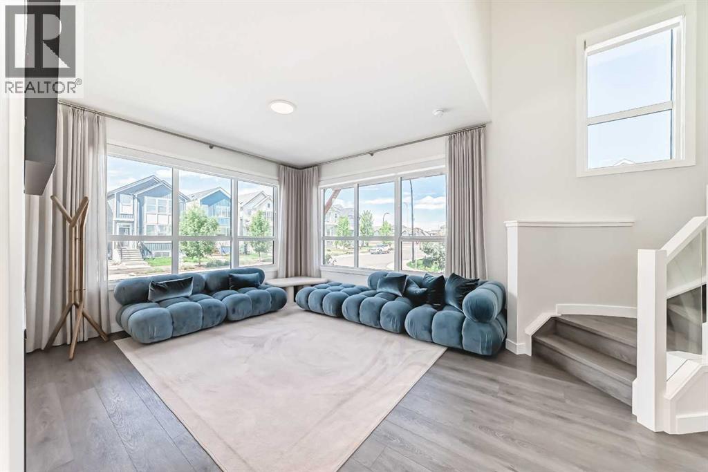 Single Family House 3 Level for Sale in  Lavender Road SE Rangeview Calgary 